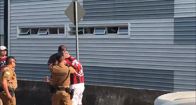 UZNEMIRUJUĆI VIDEO Navijač u Brazilu ostao bez šake nakon jake eksplozije